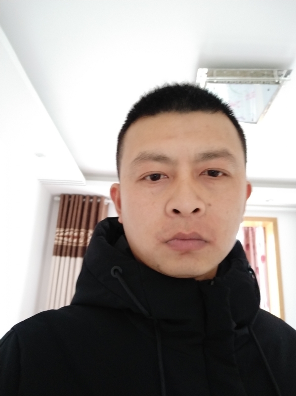 吴伟899的第一张照片--盐城交友中心